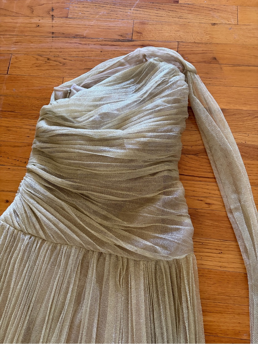 Innovare Karimah Draper Scarf Maxi Dress. One-Shoulder Gold Evening Gown - Picture 7 of 7